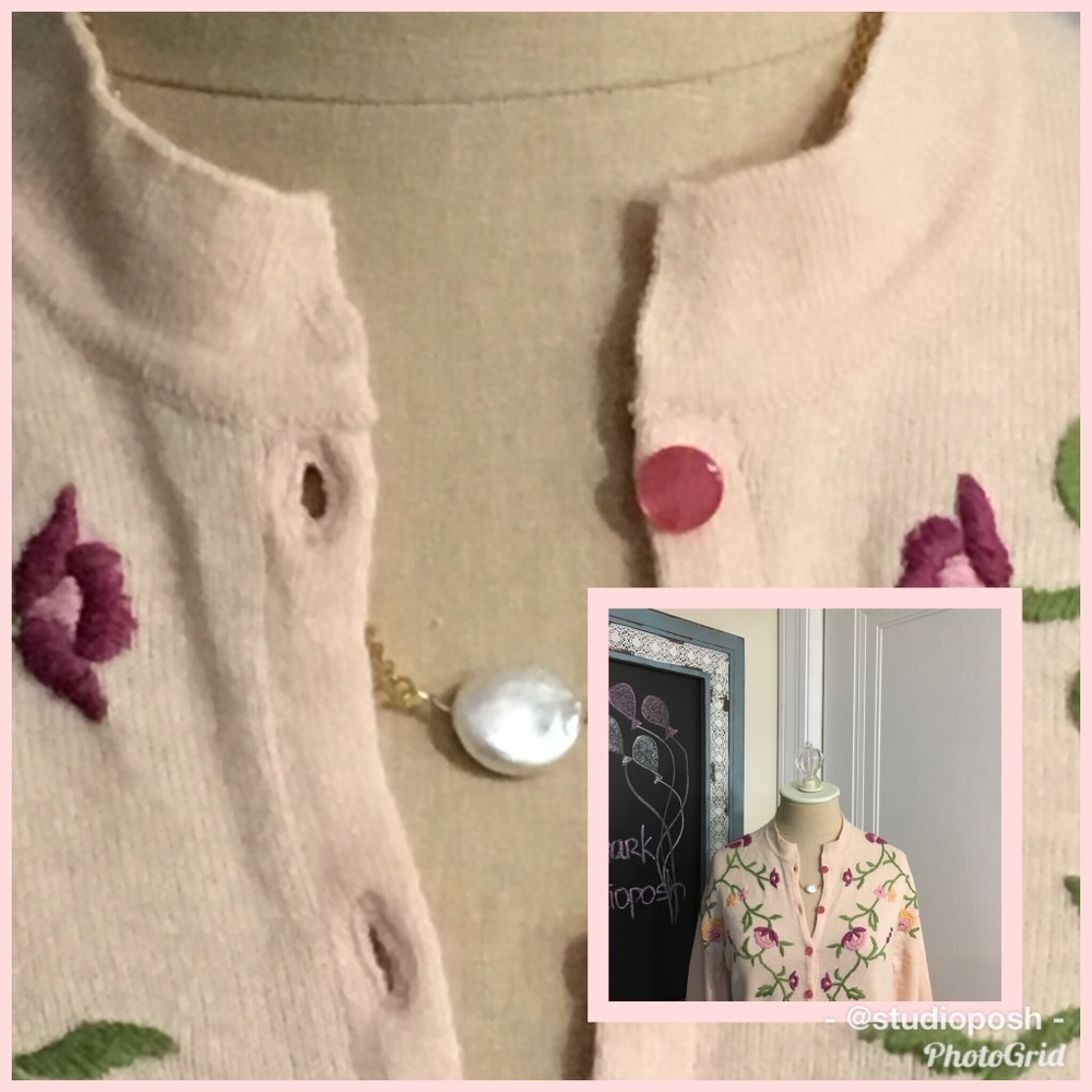 Bondhu Iridescent Freshwater Pearl Necklace - Picture 6 of 6